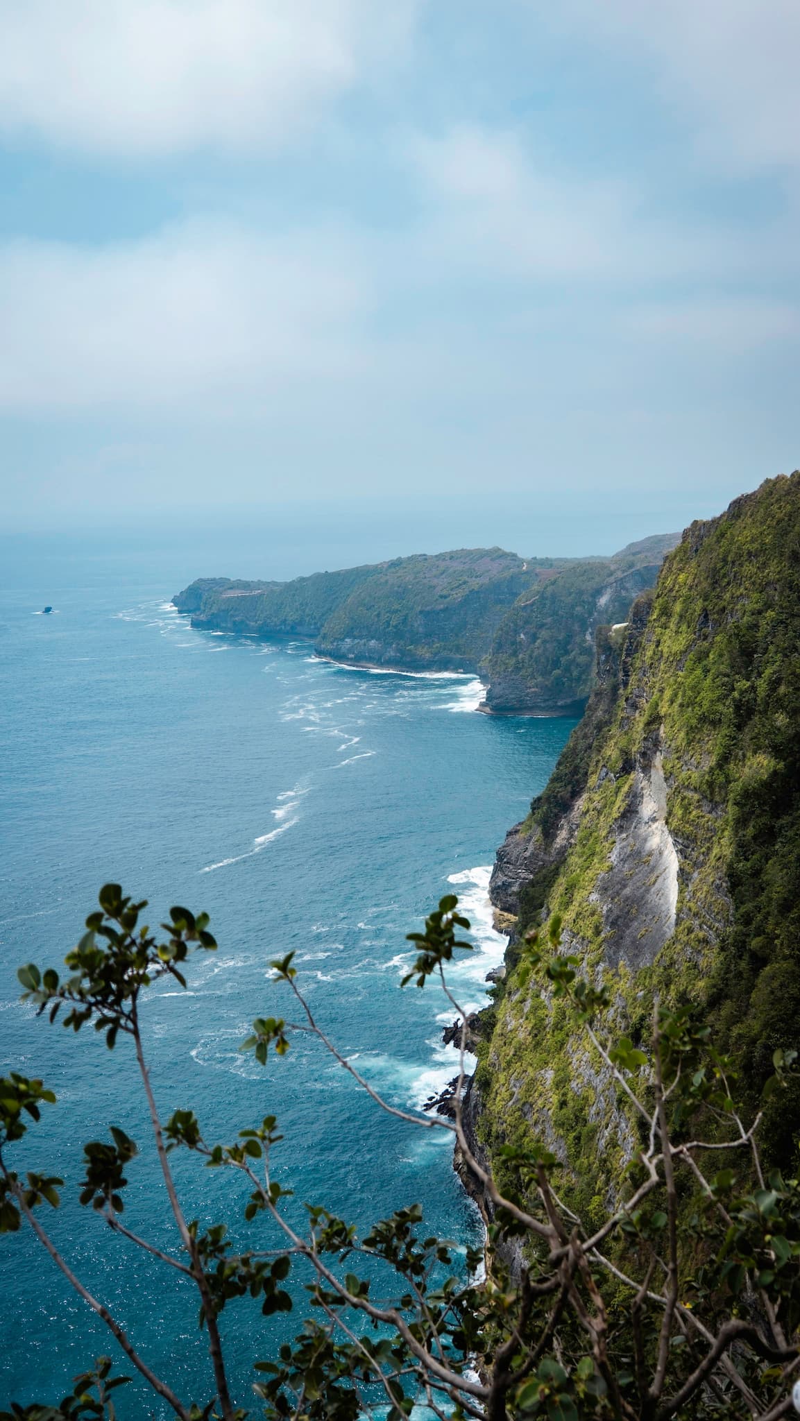 Nusa Penida Cliff